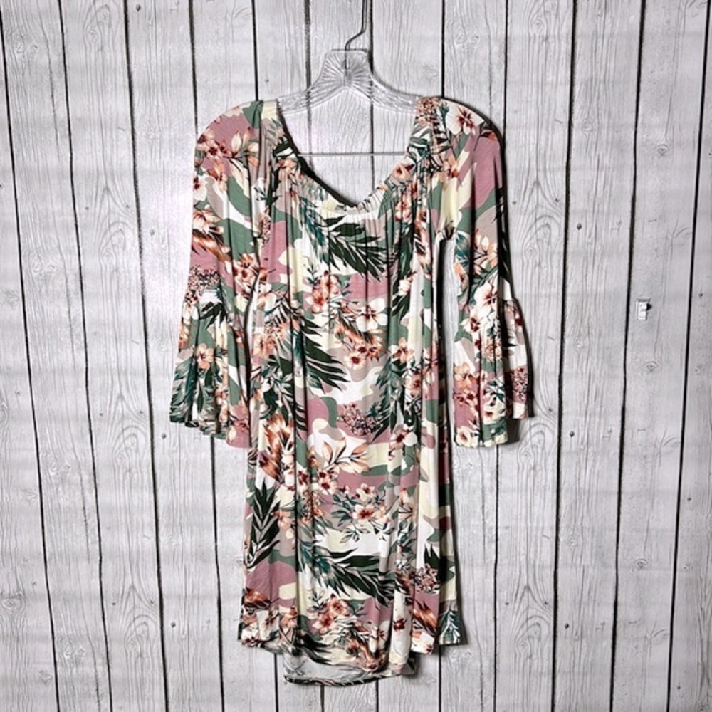 Amelia James floral tropical print bell sleeve off the shoulder dress size Large
